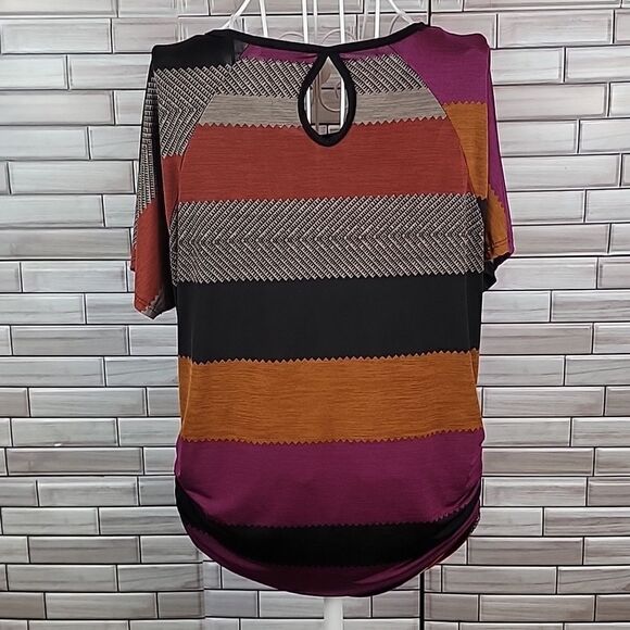 Lavish casual top Size S - Picture 7 of 11